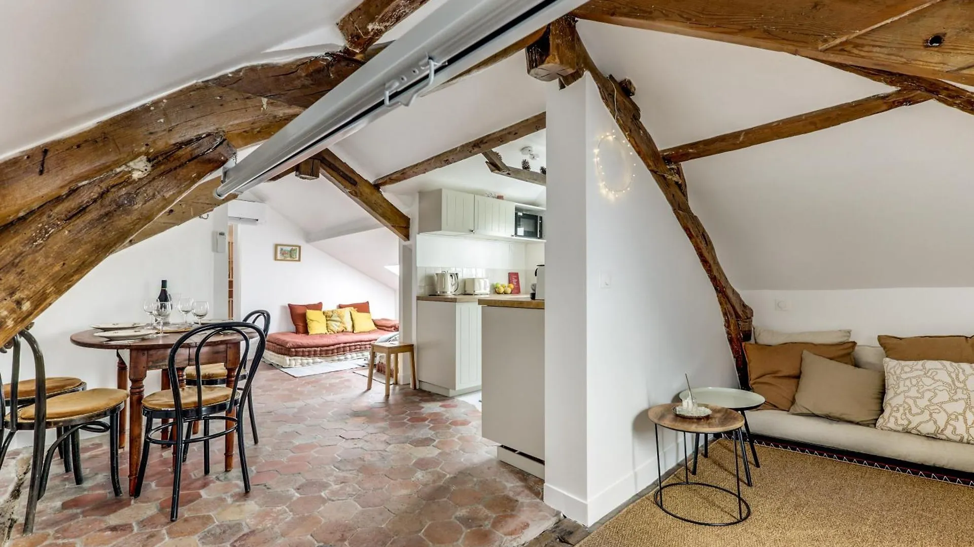 Appartement De Charme Sous Les Toits Paris 0*,