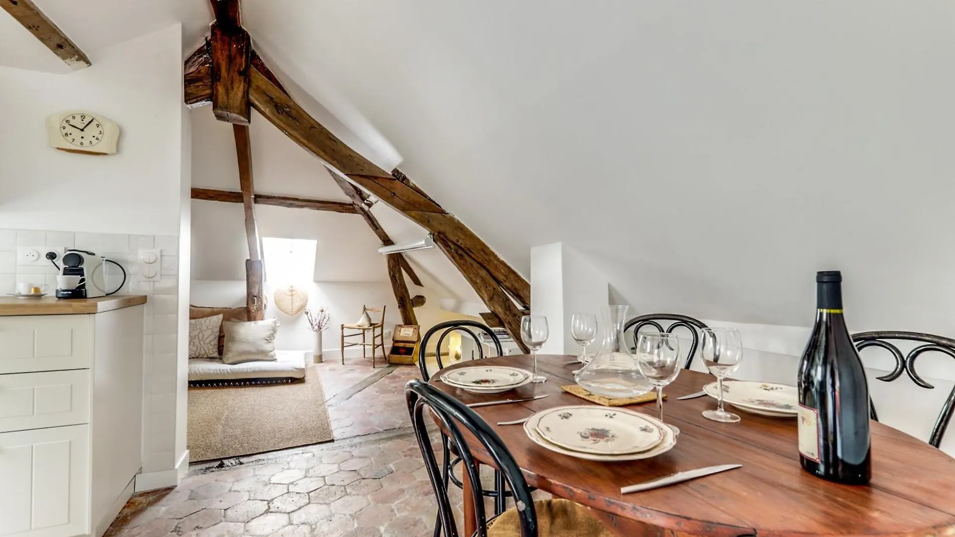 Appartement De Charme Sous Les Toits Paris